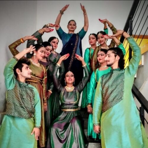 Thaat Kathak Troupe