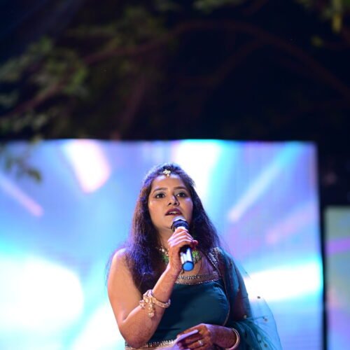 Emcee Akanksha