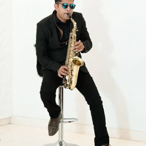 Saxophonist Guitarist